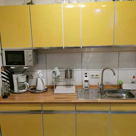 ホテル Zimmervermietung Lannik ヒルデスハイム エクステリア 写真
